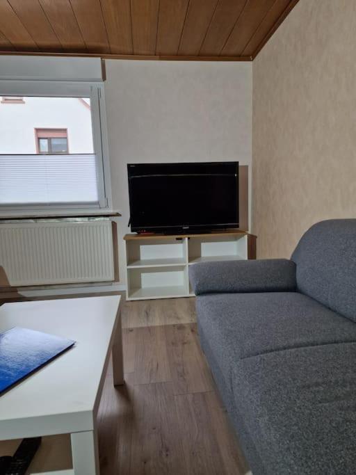 Grosszuegige Ferienwohnung 4+1 P. Büttelborn Exterior foto