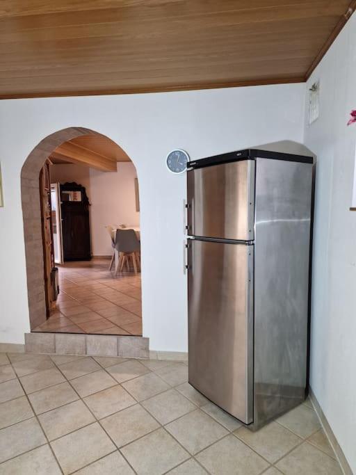 Grosszuegige Ferienwohnung 4+1 P. Büttelborn Exterior foto