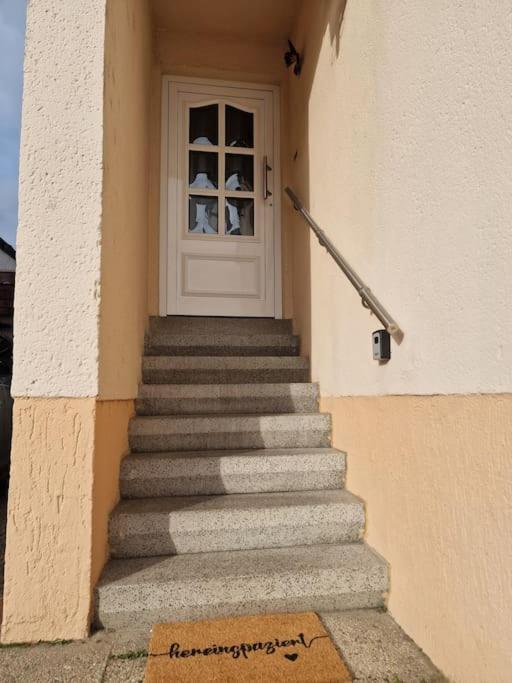 Grosszuegige Ferienwohnung 4+1 P. Büttelborn Exterior foto